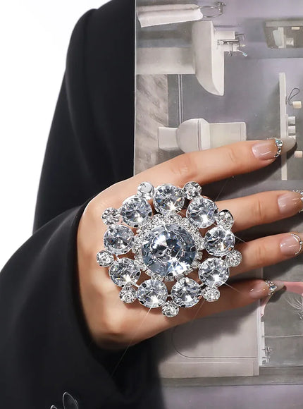 KissICON WHITE / Silver Plated Kissicon Exaggerated Rhinestone Flower Ring – Big Crystal
