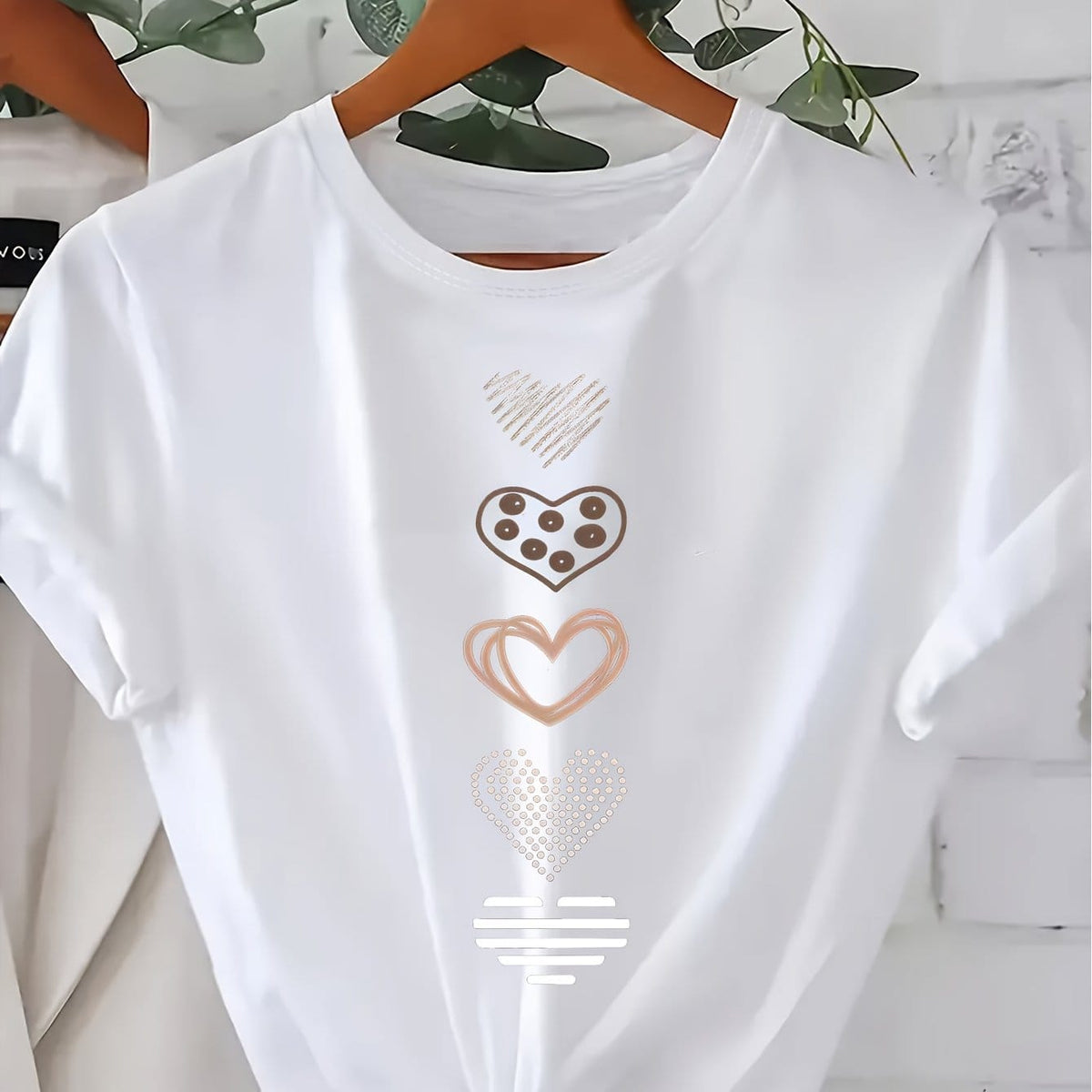 KissICON White / UK 16 Plus Size, Women's Plus Size Casual T-Shirt - Stretchy Everyday Top with Heart Patterns (White/rose Golden/Print) - Machine Washable Round Neck Shirt for Women - Non-See-Through Fabric for Spring, Summer, Fall Outfits, Ladies