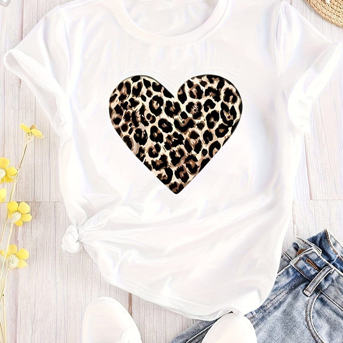 KissICON White / UK 18 Plus Size Leopard Heart Print T-shirt - Vibrant Short Sleeve Crew Neck Casual Top for Summer & Spring - Soft, Breathable, Relaxed Fit Women's Plus Size Clothing for Everyday Wear