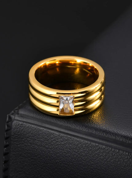 KissICON White Zircon Wedding Ring – Gold Plated Steel