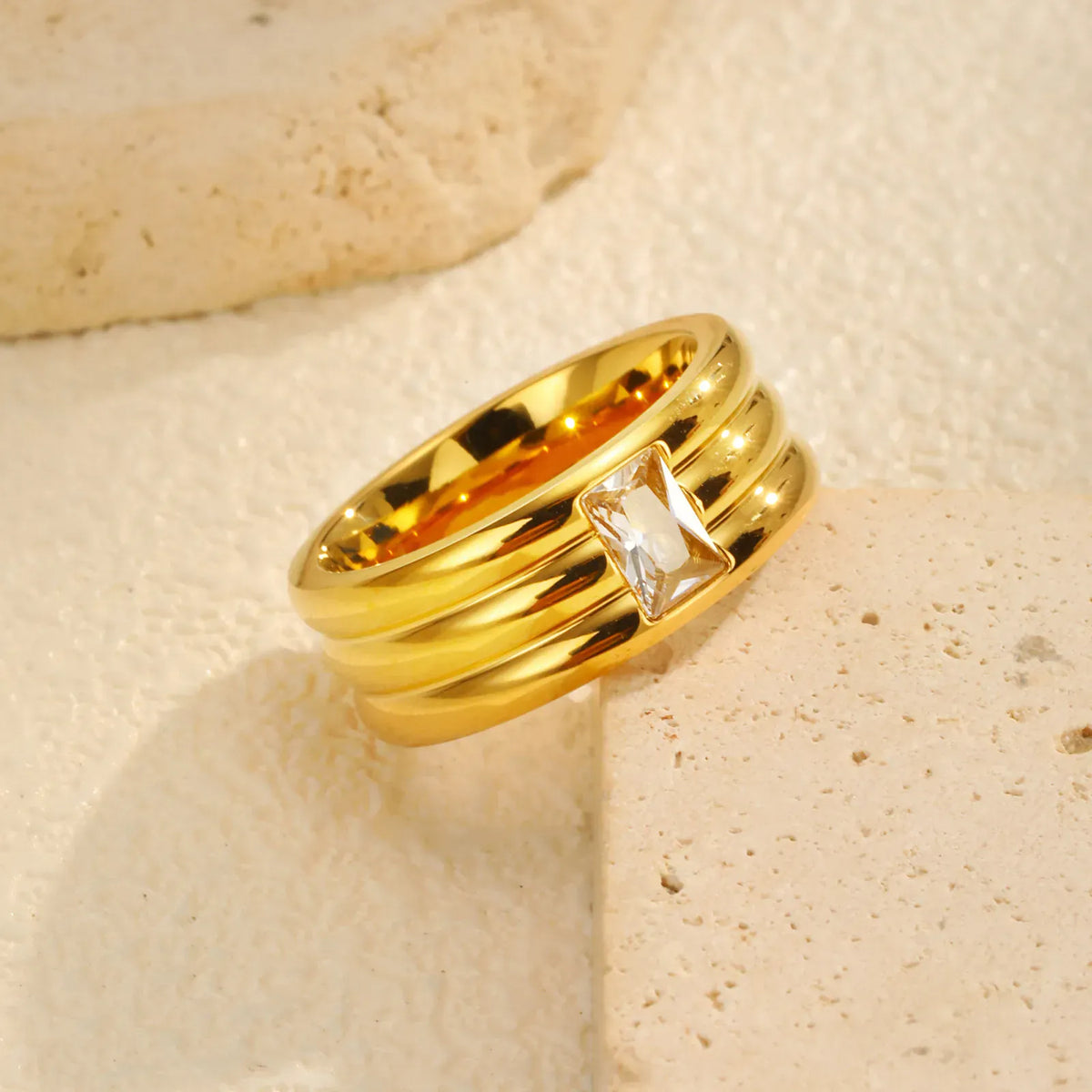 KissICON White Zircon Wedding Ring – Gold Plated Steel
