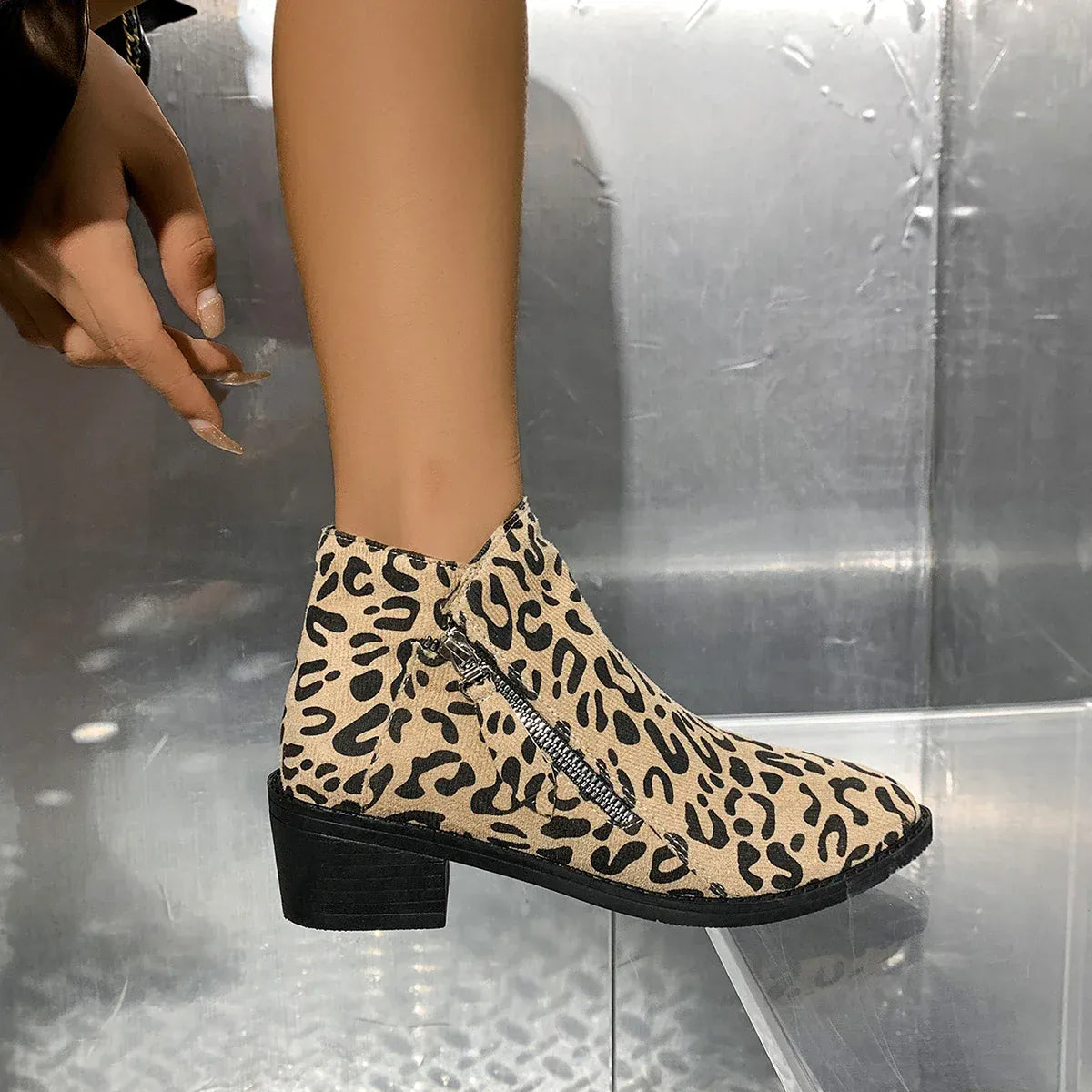 KissICON Woman Boots Leopard Print 2024 Autumn Women's Short