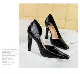KissICON Woman Vintage Snake Print Pumps Square Toe Patent