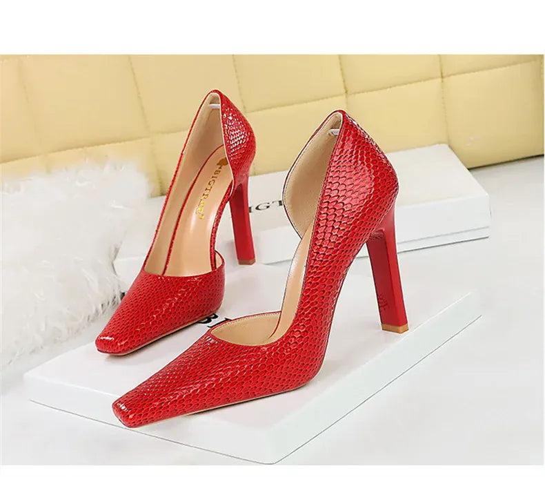 KissICON Woman Vintage Snake Print Pumps Square Toe Patent