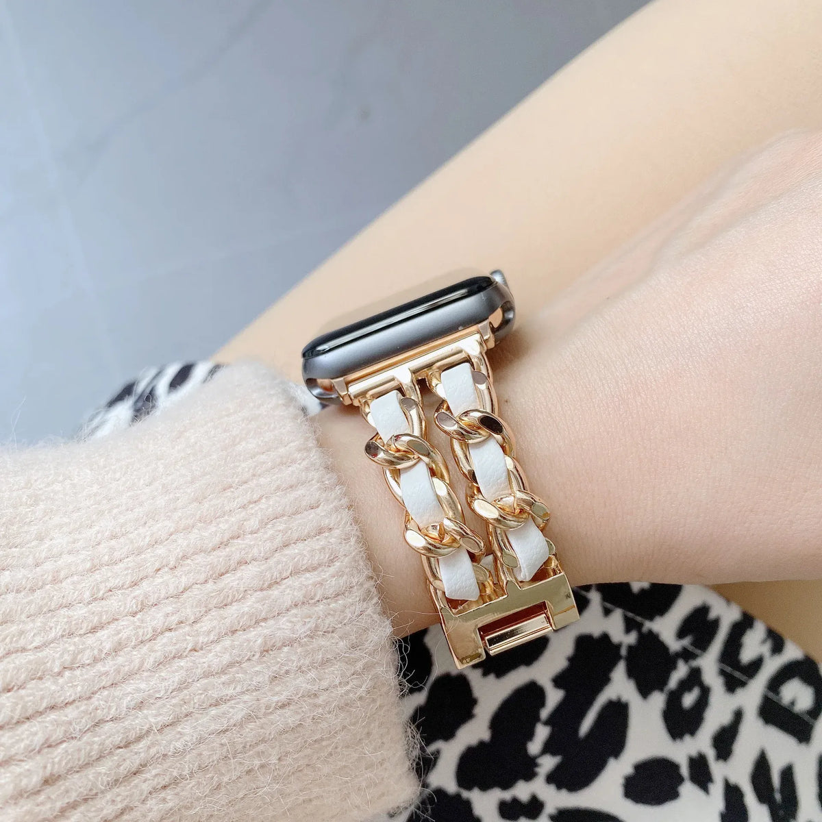 KissICON Women Metal Strap for Apple Watch Band 10 9 8 Ultra 46mm 42mm 49mm 7 SE 6 5 41mm 45mm 44/40mm Lady Gold Steel Bracelet Wristband