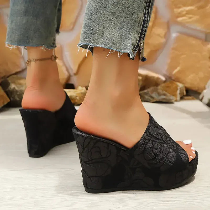 KissICON Women's Concise Embroider Wedges Sandals Summer Comfort Thick