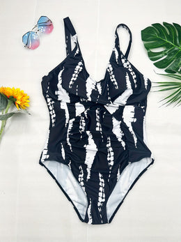 KissICON Women's Curve Black White Print Halter Top