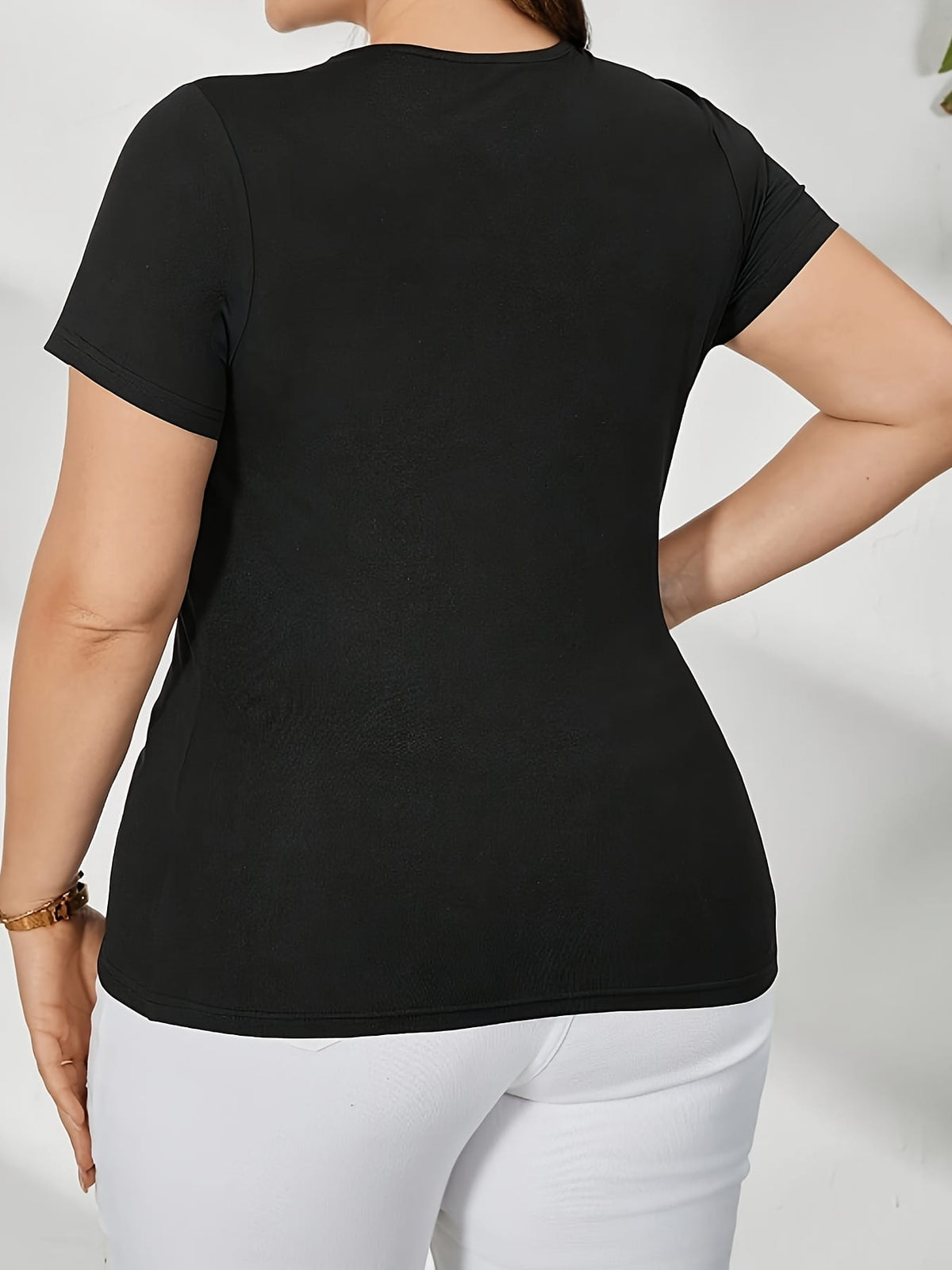 jkthpu-45 Women's Elegant Semi-Sheer Mesh Panel T-Shirt with Sequin Accents - Stretchy Round Neck Summer Top, Machine Washable & Dry Cleanable, Black & White Color Block Design, Casual Wear, Daytime Fashion, Versatile Clothing, Stretchy Fabric, Everyday Top, Lightw