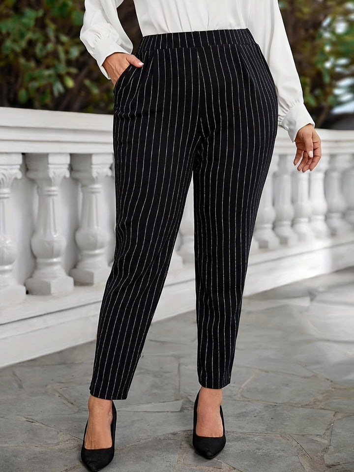 Women's Elegant Tapered Pants with Side Pockets -
