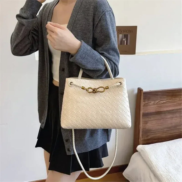 Women's Fashionable Elegant Woven Texture Shoulder Crossbody