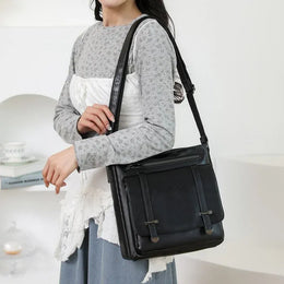 KissICON Women's Hand High-end Leather Showing Elegant