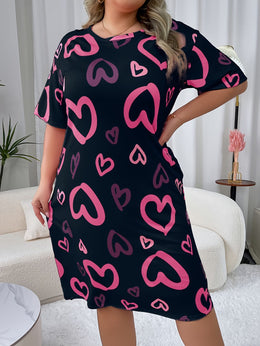 jkthpu-45 Women's Plus Size Casual Sleep Dress with Black & Pink Heart Pattern - Short Sleeve Round Neck Lounge Nightgown, Machine Washable All-Season Comfort, Sleepwear, Comfortable Nightwear, Easycare Fabric