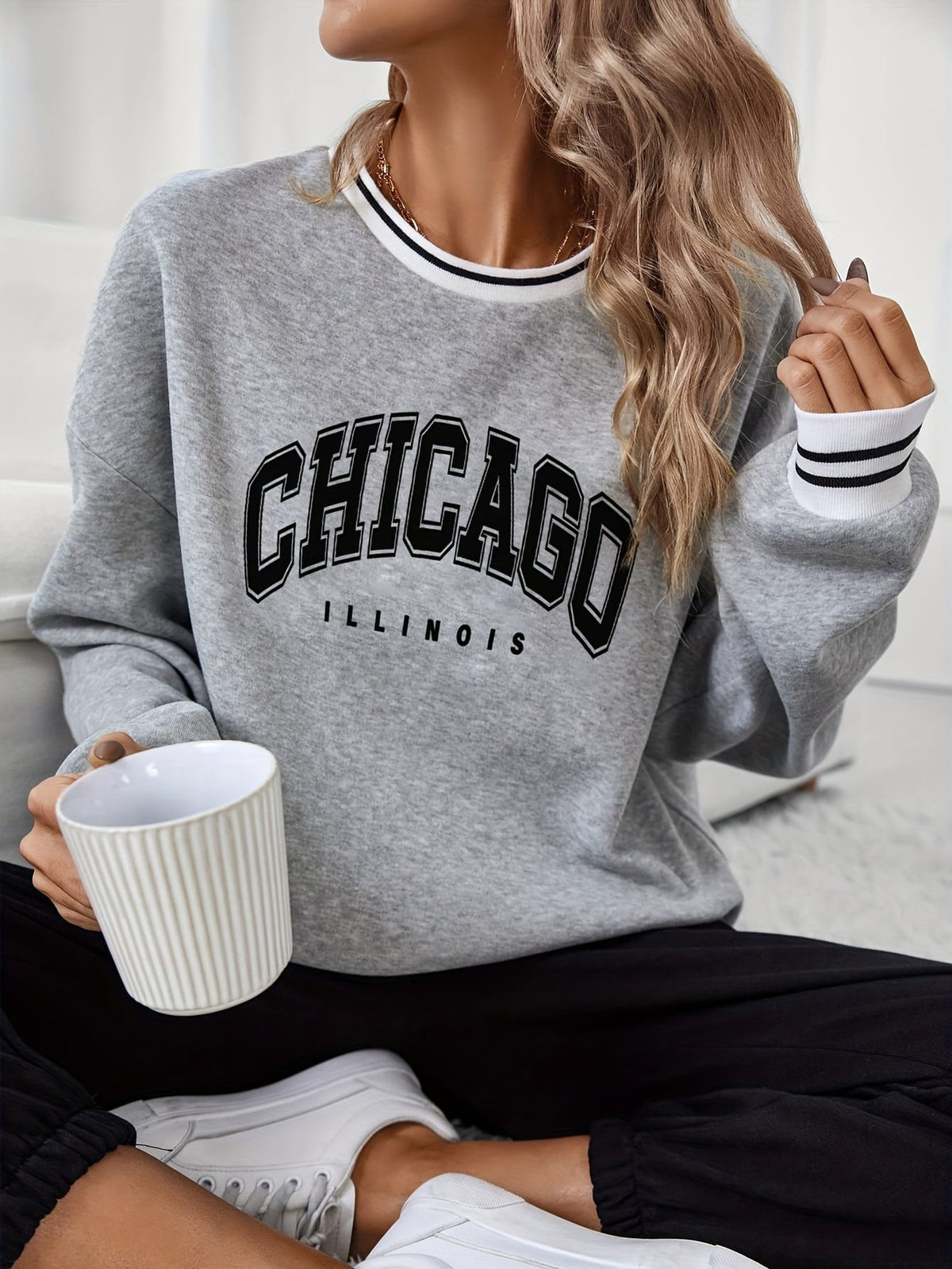 jkthpu-45 Women'S Plus Size Chicago IL Fleece-Lined Sweatshirt -