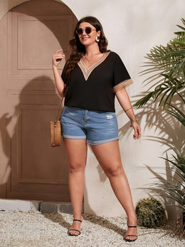 jkthpu-45 Women'S Plus Size Elegant V-Neck T-Shirt with Lace