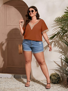 jkthpu-45 Women'S Plus Size Elegant V-Neck T-Shirt with Lace