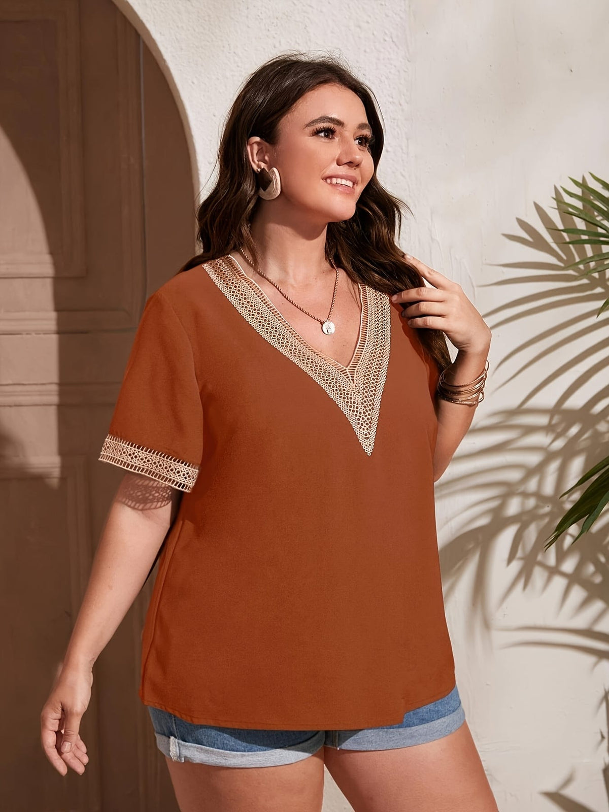 jkthpu-45 Women'S Plus Size Elegant V-Neck T-Shirt with Lace