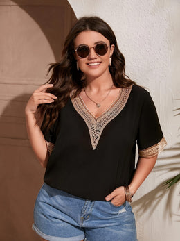 jkthpu-45 Women'S Plus Size Elegant V-Neck T-Shirt with Lace