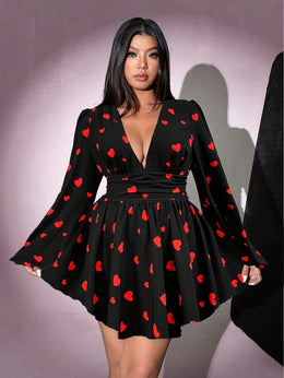 jkthpu-45 Women's Plus Size Heart Print V-Neck Mini Dress with Flared Sleeves – Cinched Waist, Black & Red Casual Spring & Summer Dress for Travel or Vacation