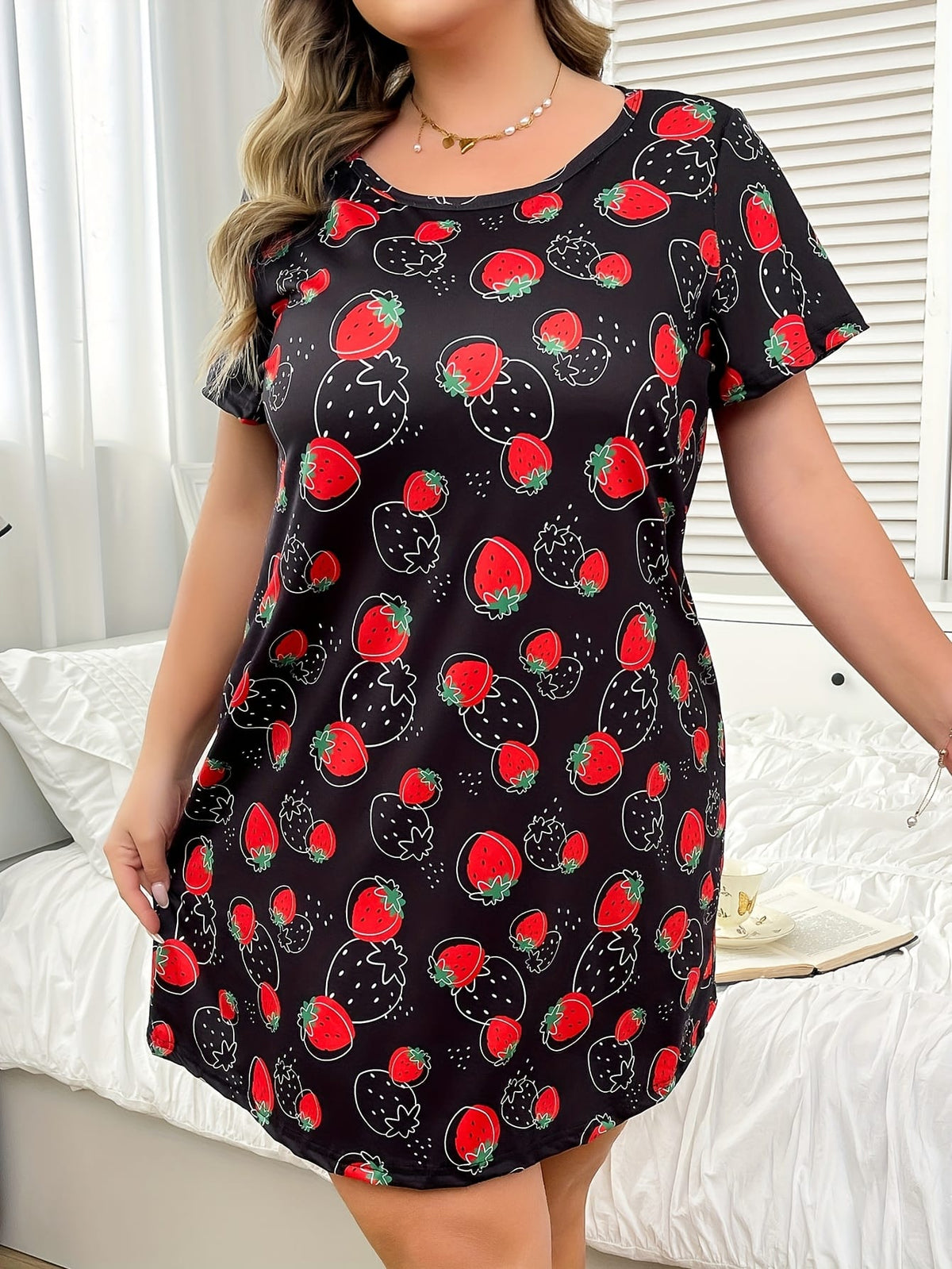 jkthpu-45 Women's Plus Size Strawberry Print Short Sleeve Sleep Dress - Black with Red & Green Fruit Pattern, Soft Round Neck Lounge Nightgown, Machine Washable All-Season Comfort for Home & Casual Wear, Comfortable Sleepwear, Playful Nightgown, Easycare Fabric