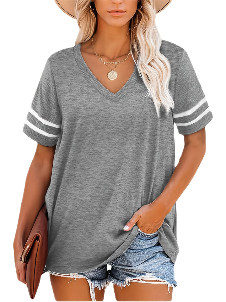 Women's Plus Size V-Neck Short Sleeve T-Shirt -