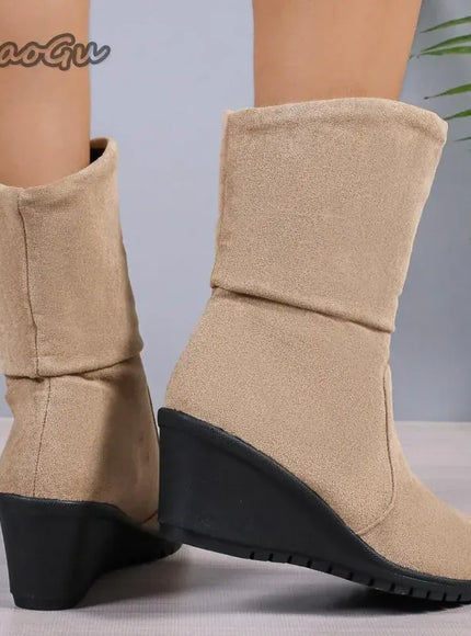 KissICON Women's Round Toe Short Boots Autumn Winter New