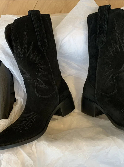 KissICON Women Western Boots Autumn Winter Embroidery Flower Women