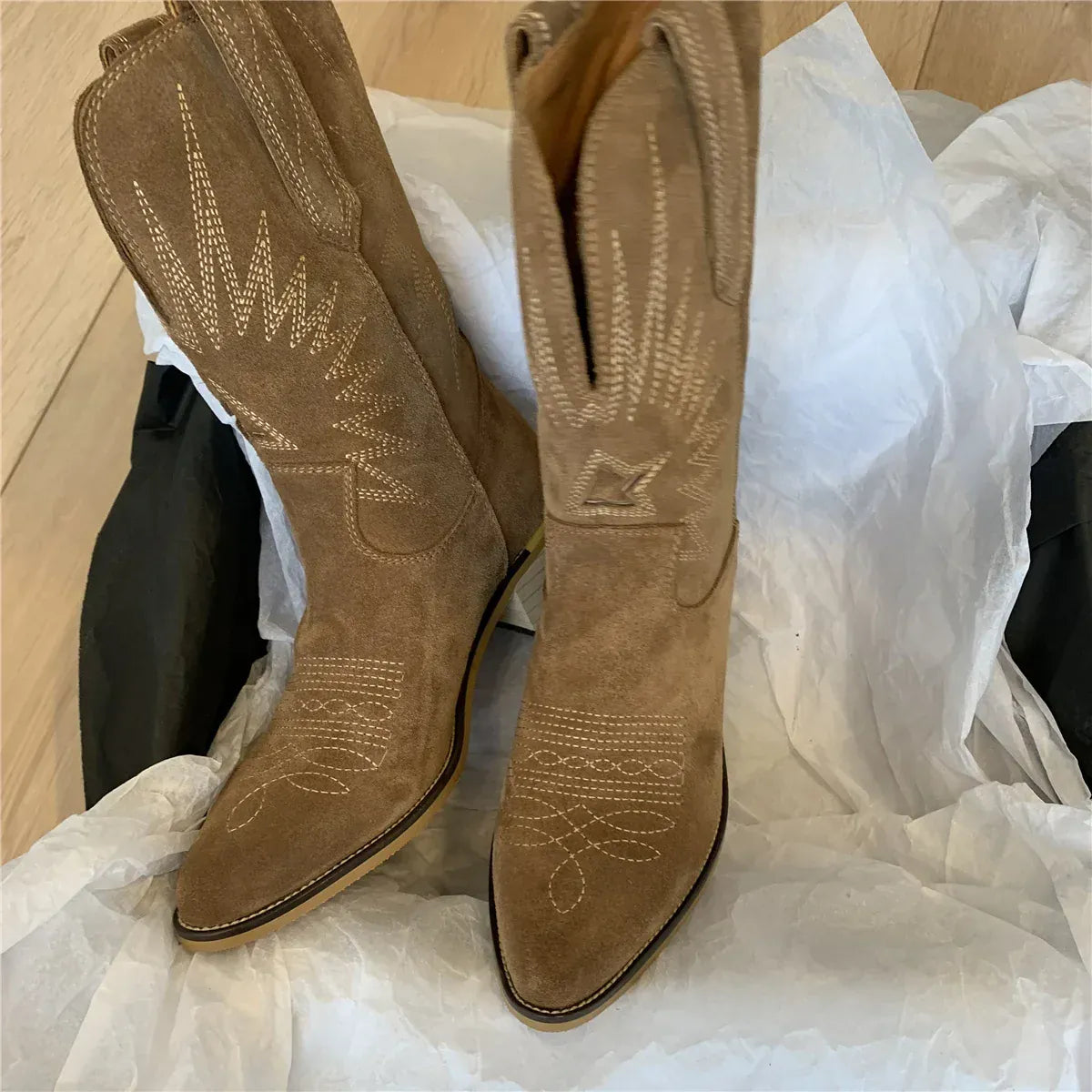 KissICON Women Western Boots Autumn Winter Embroidery Flower Women