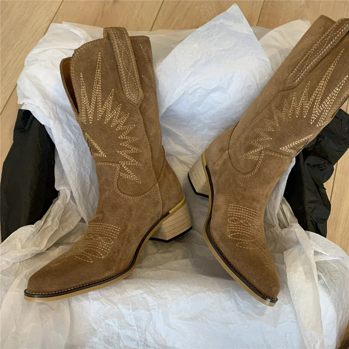 KissICON Women Western Boots Autumn Winter Embroidery Flower Women