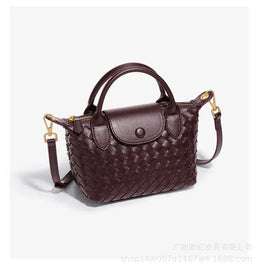 KissICON Woven Small Jiaozi Texture Popular Advanced Shoulder