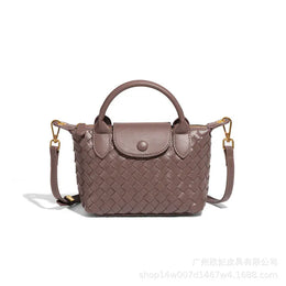 KissICON Woven Small Jiaozi Texture Popular Advanced Shoulder