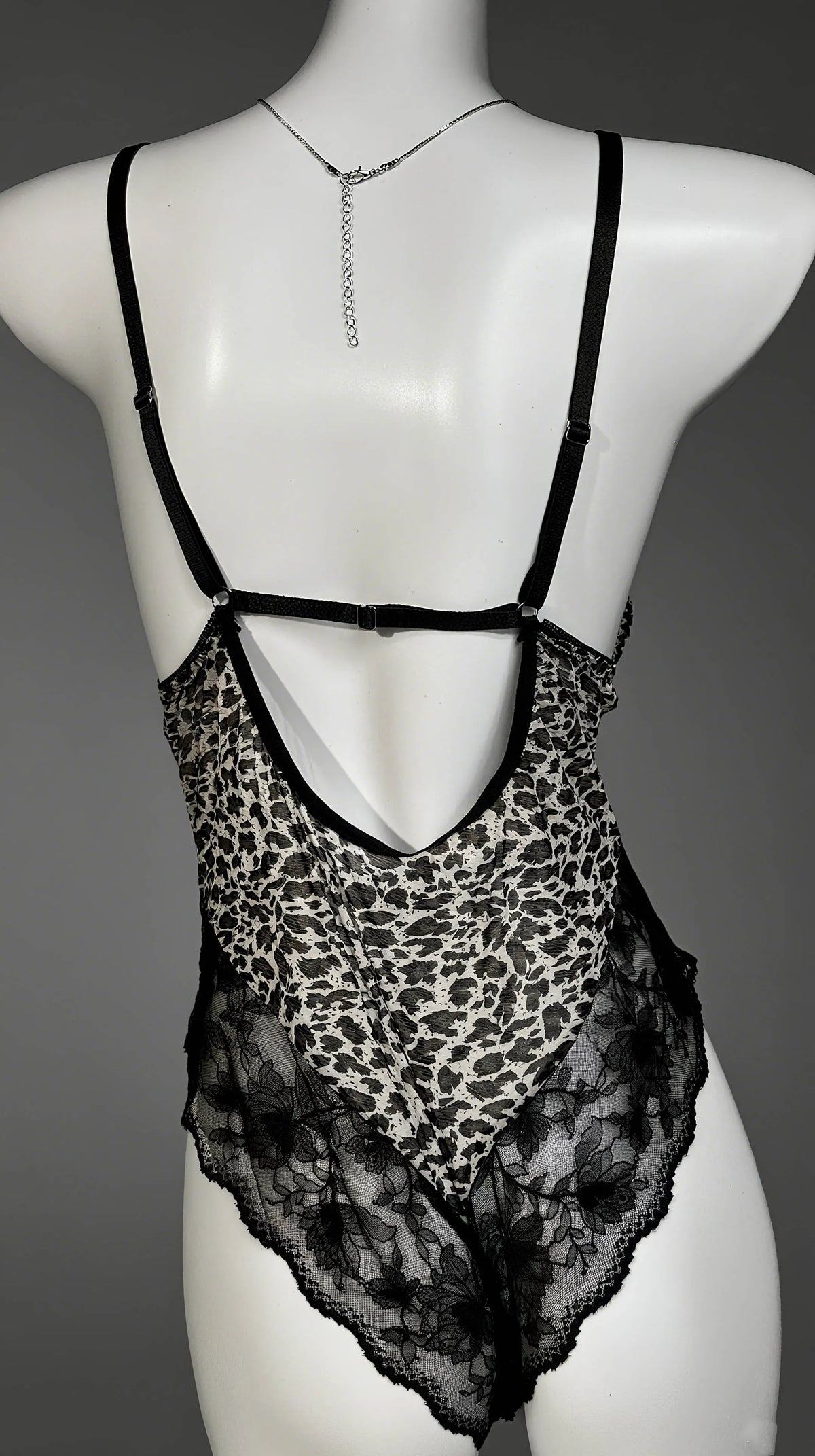 KissICON XL 4XL Lingerie – Mesh See Through