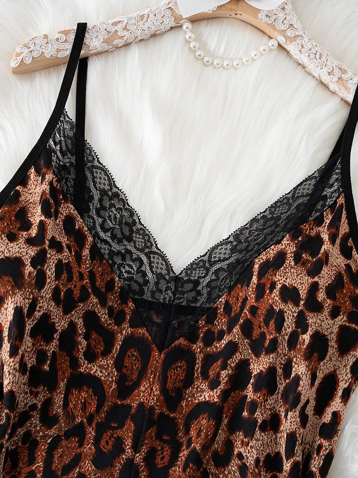 KissICON XL 5XL Leopard Print Deep V-Neck Women's