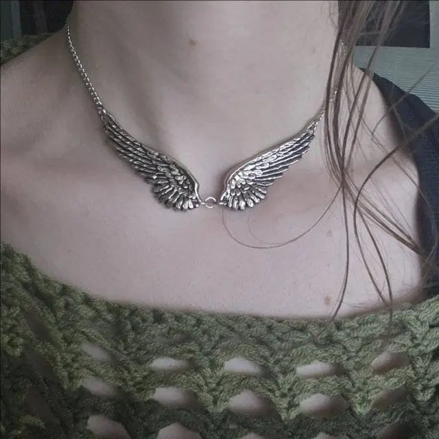 Y2K Angel Wing Feather Choker Necklace Silver Statement Angel Wing Pendant Chain Jewelry for Women Wedding Party Tribal Gifts