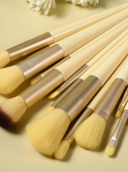 KissICON Yellow KissIcon 13 Piece Makeup Brushes Set - Soft